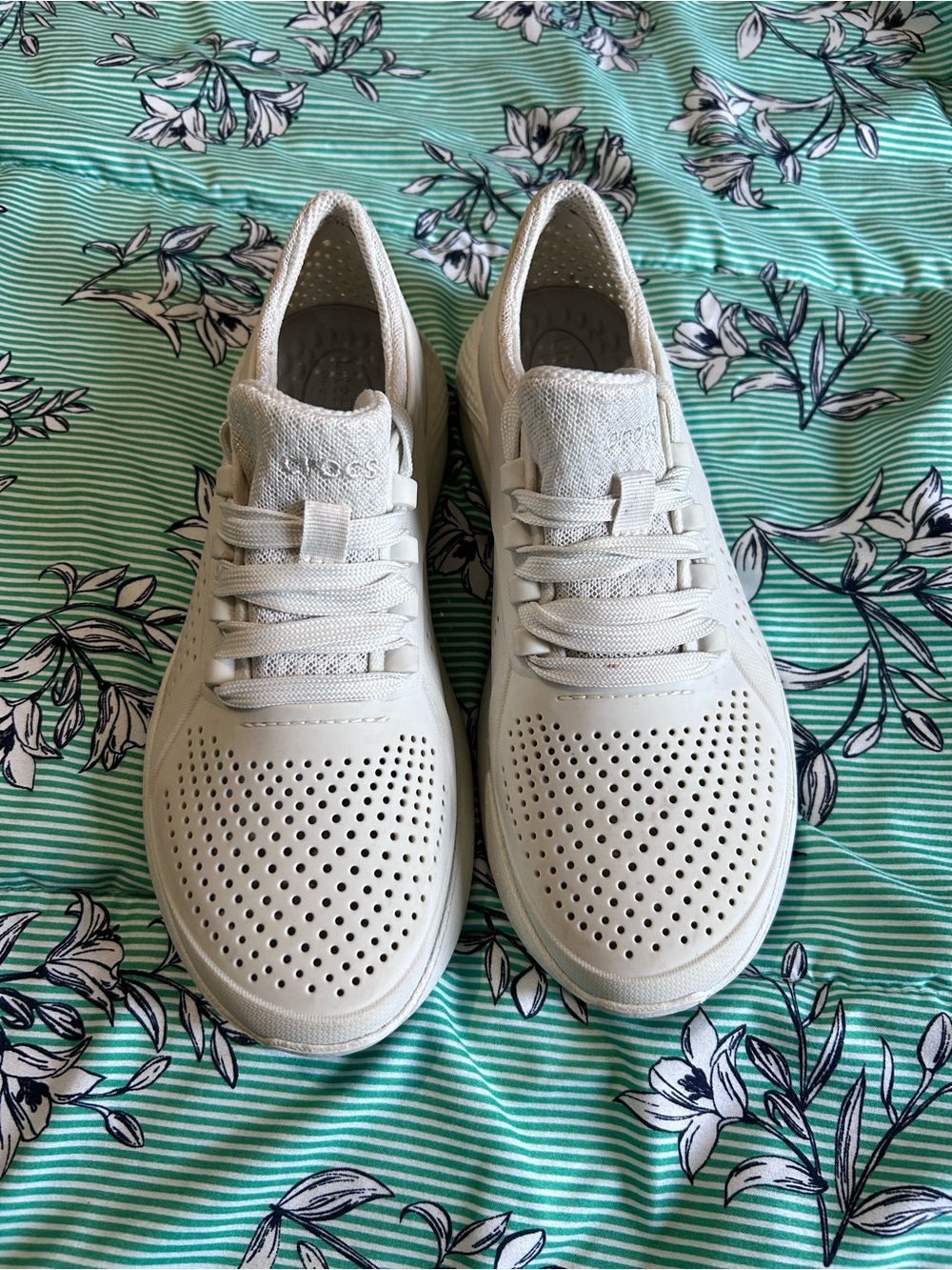CROCS Women's LiteRide Lace-Up Sneakers in Light Neutral - Picture 2 of 4